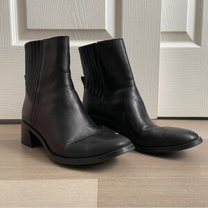 Dolce Vita Black Ankle Boots
